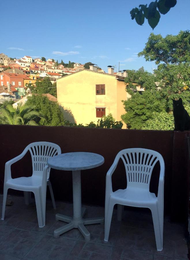 Apartment Lela Mali Lošinj Exterior foto